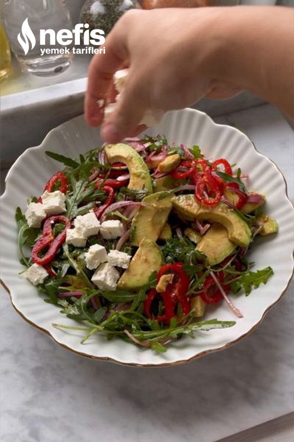 Avokadolu Roka Salatası