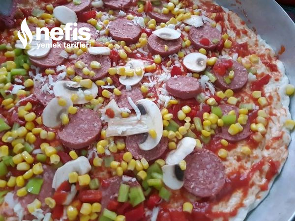 Ekmek Hamurundan Enfes Pizza