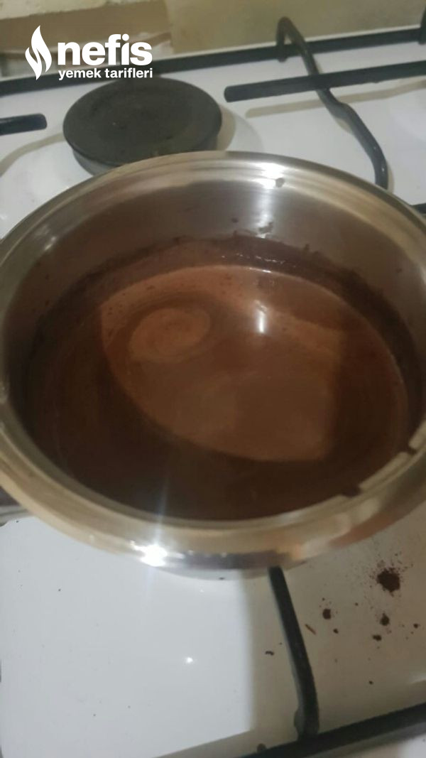 15 Dakikada Sıcak Çikolata (Dışardan Almaya Son!)
