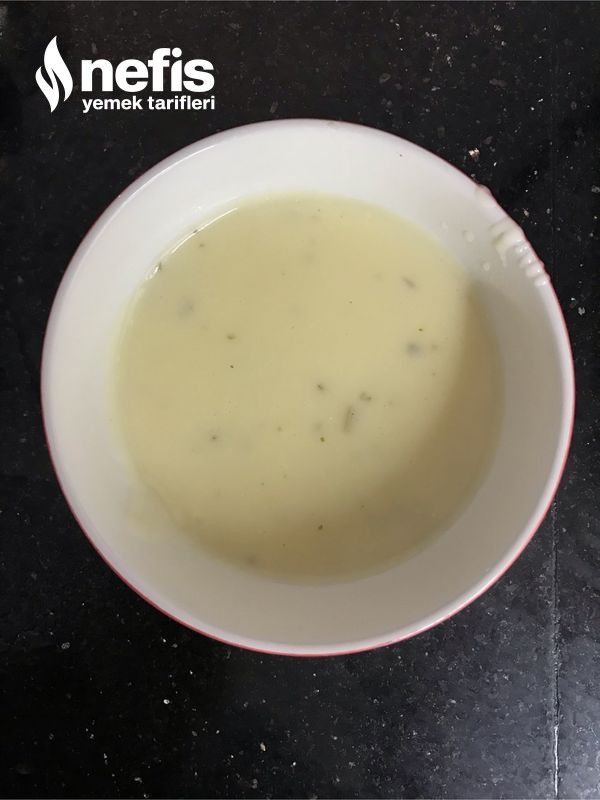 Bebeklere Yoğurt Çorbası (+6)