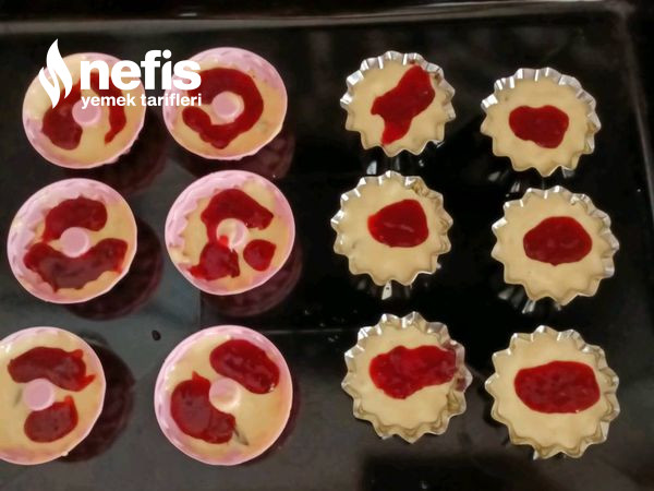 Çikolatalı Marmelatlı Nefis Muffin Kek