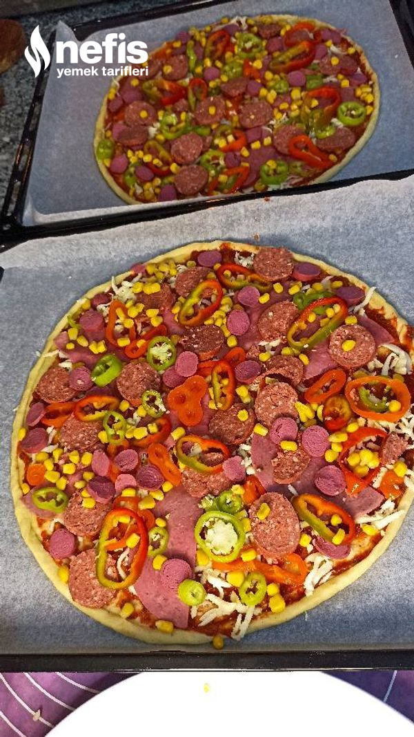 Pizza İncecik Hamuruyla Orjinal Tarif