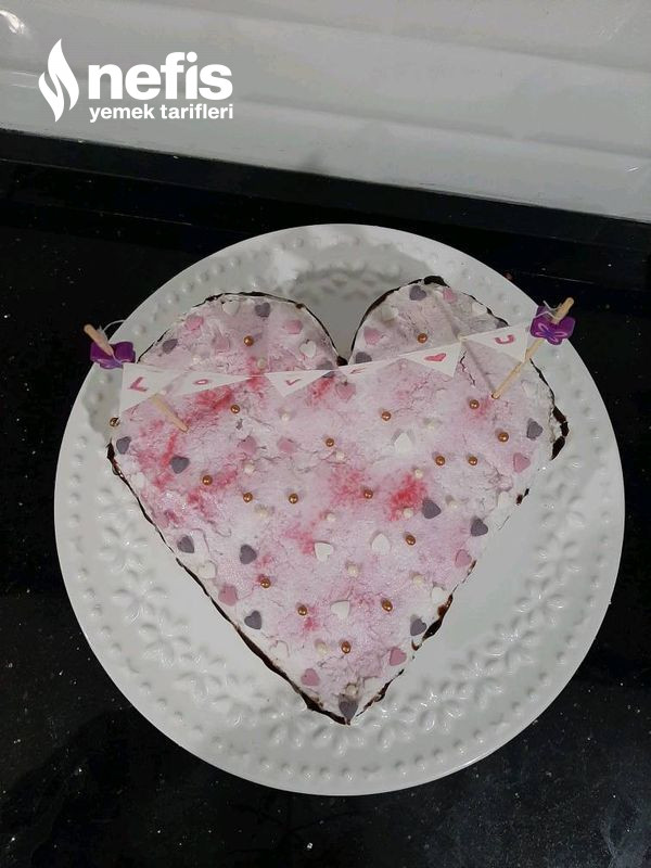 Sevgililer Günü Yıldönümü Pastası