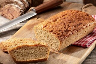 Siyez Ekmeği Tüketmeniz İçin 10 Neden Tarifi