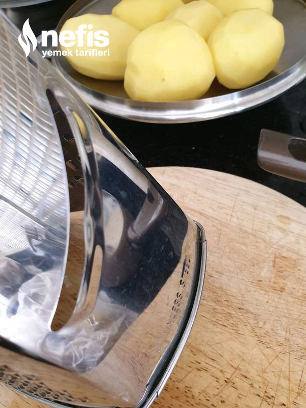 Patates Lazanya (Harika Bir Ana Yemek)