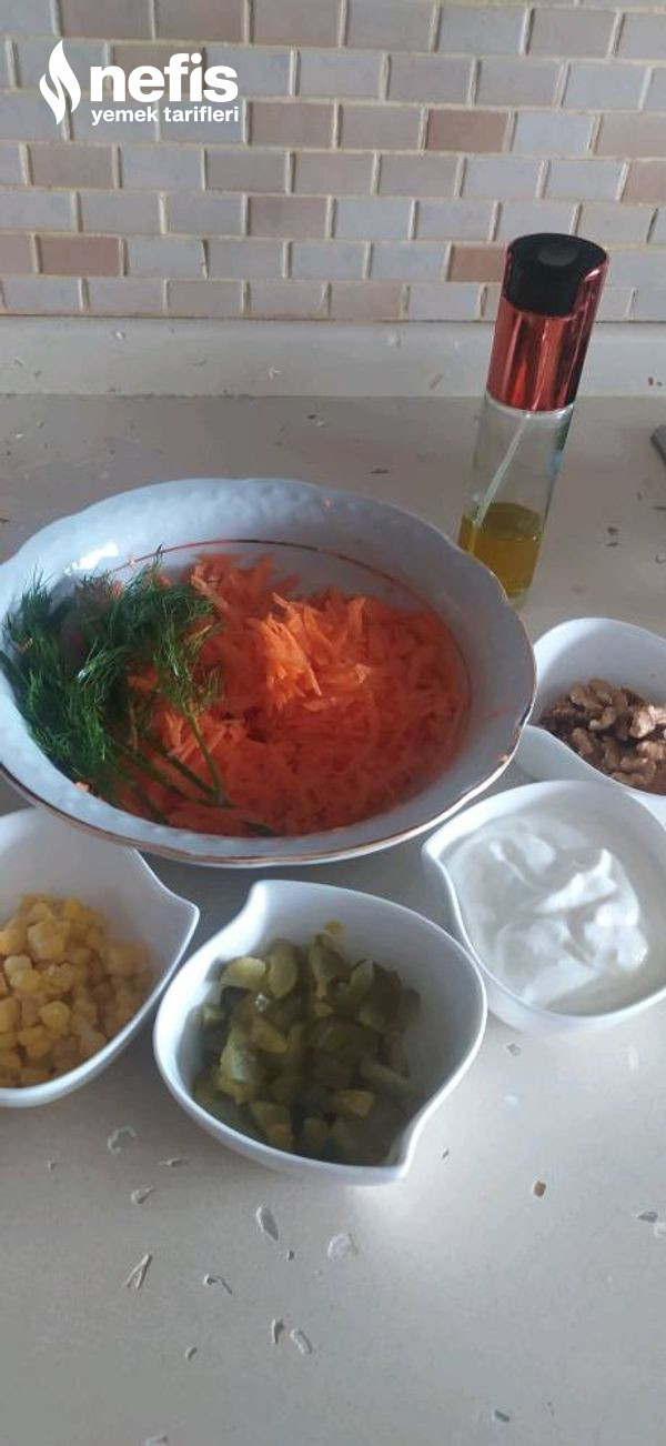 Havuç Salatası (Meze)