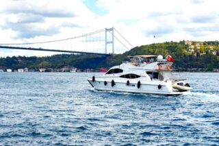 İstanbul Teknede İftar Yemeği Turları Tarifi