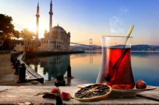 İstanbul Çay Bahçeleri: Sizi Tazeleyecek 10 Mekan Tarifi