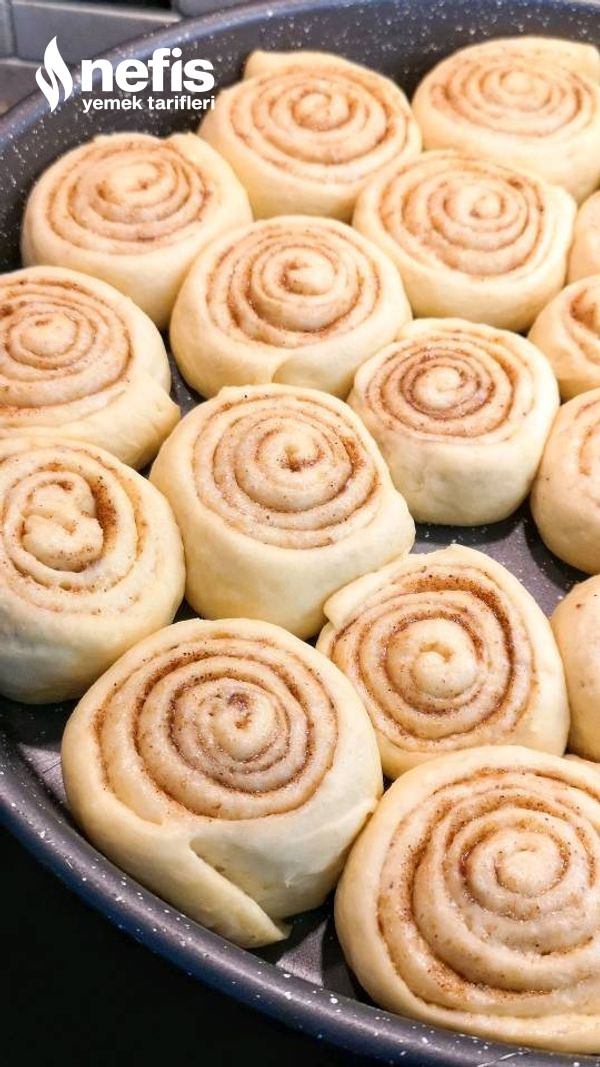 Tarçınlı Çörek (Cinnamon Roll)