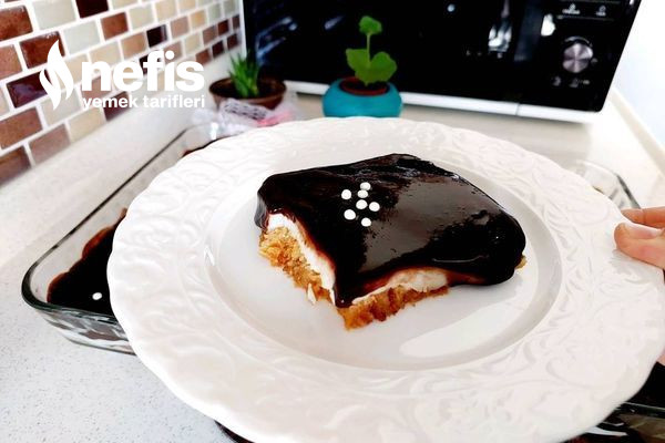 Kremalı Çikolata Soslu Etimek Tatlısı (Videolu)