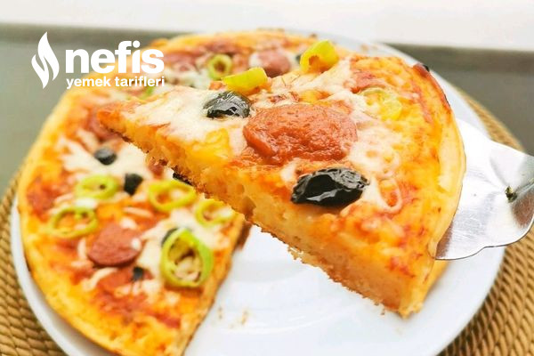 Hamur Yoğurmadan Tavada Pizza Tarifi (Favoriniz Olacak Kahvaltılık)-11150716-080538
