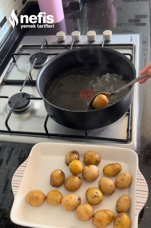 Çatlak Patates (Bebek Patatesten)