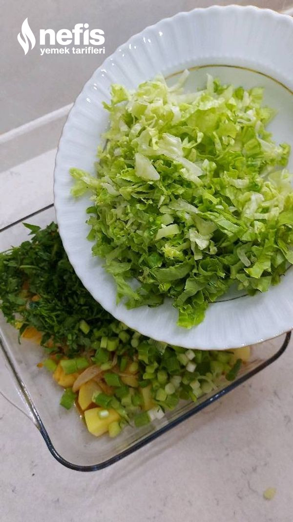 Kavrulmuş Soğanlı Patates Salatası