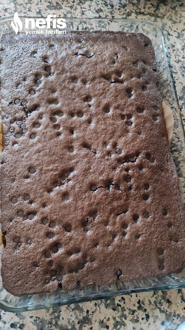 Kakaolu Çilekli Pasta (Kakao İle Çileğin Muhteşem Uyumu)