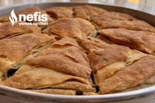 El Açması Çıtır Çıtır Ispanaklı Arnavut Böreği Tarifi
