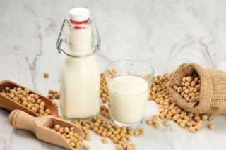 Soya Sütü Faydaları Nelerdir? İnek Sütüne Laktozsuz Alternatif Tarifi