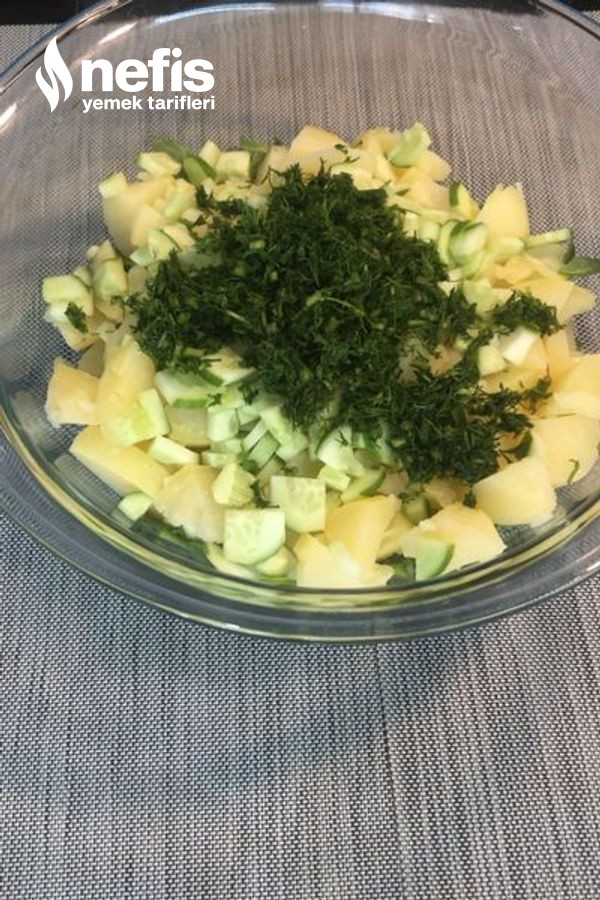 Özel Soslu Semizotlu Patates Salatası