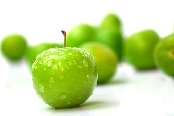 Yeşil Erik Faydaları – Kütür Kütür Yemek İsteyeceğiniz 7 Şifalı Etkisi Tarifi
