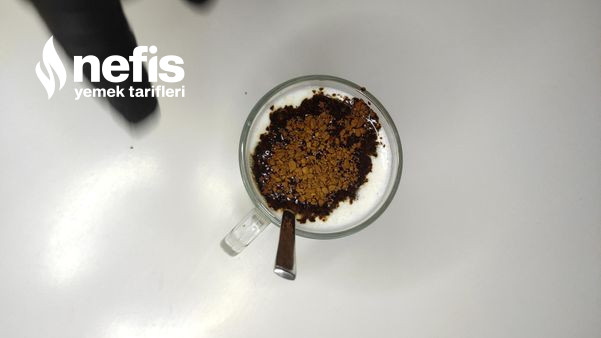 White Chocolate Mocha Soğuk Kahve (Videolu)