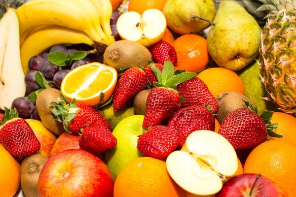 Meyvelerin Faydaları – En Sevdiğiniz Meyveler Bakın Nelere İyi Geliyor! Tarifi