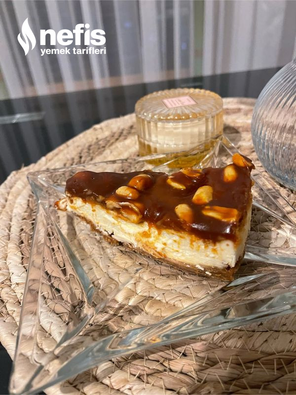 Snıckers Cheesecake
