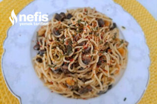 Kremalı Mantarlı Spagetti Tarifi