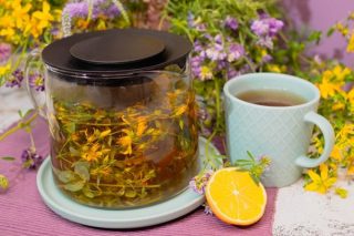 Sarı Kantaron Çayı Nasıl Yapılır? Faydaları ve Zararları Nelerdir?