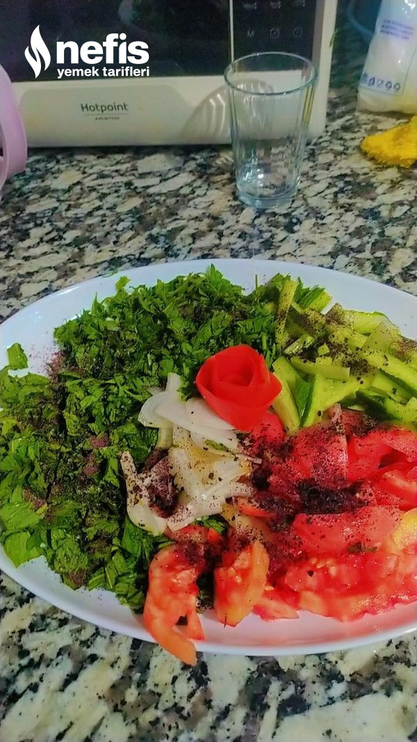 Karışık Salata Tarifi