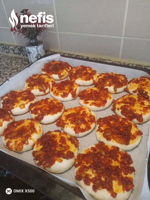 Hatay Usulü Biberli Ekmek (Ezber Bozan Bir Lezzet)