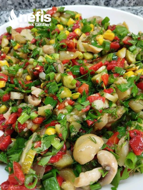 Mantarlı Salata