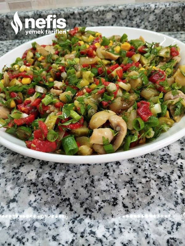 Mantarlı Salata