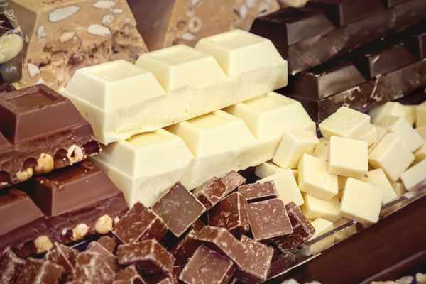 Hangi Çikolata Kaç Kalori? En Sevilen Çikolataların Kalorileri Tarifi