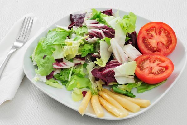 marul salatası kaç kalori