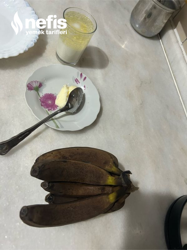 Banana Bread (Muz Ekmeği)