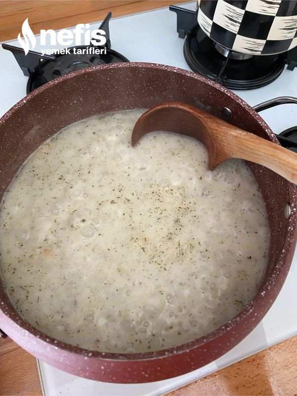 Buğday Ve Nohutlu Yoğurt Çorbası