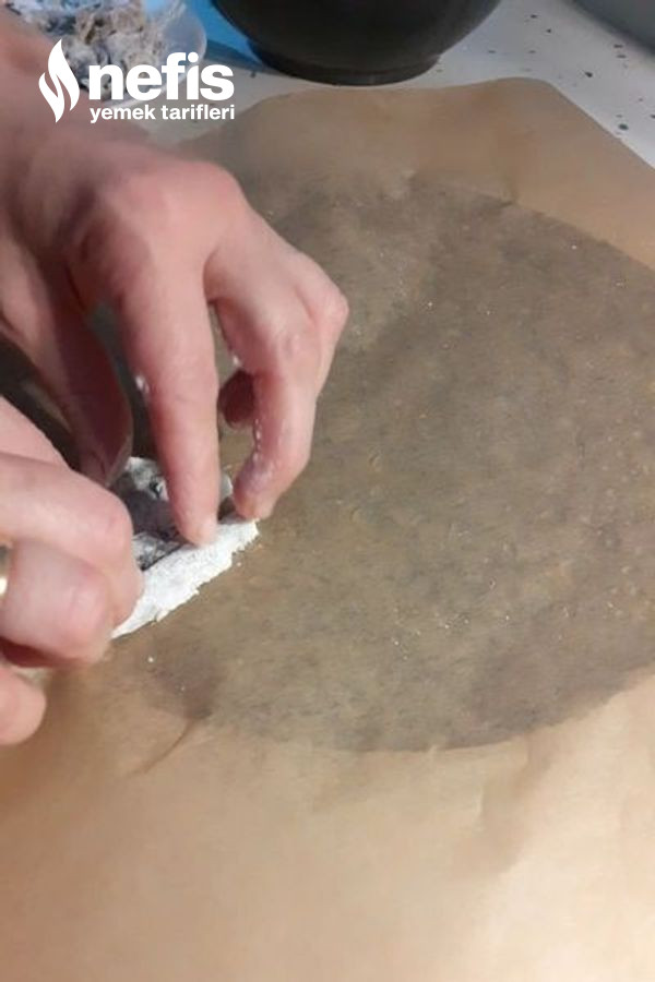 Yağlı Kağıtla Yağ Sıçramadan Tavada Nefis Hamsi Pişirme