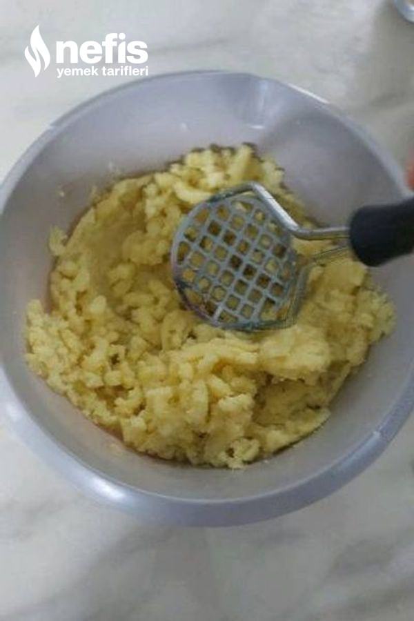 Patates Köftesi (Misafir Sofralarınıza Çok Yakışacak)