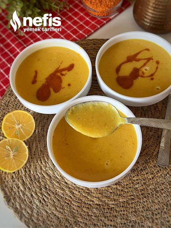 Lokanta Usulü Altın Sarısı Mercimek Çorbası