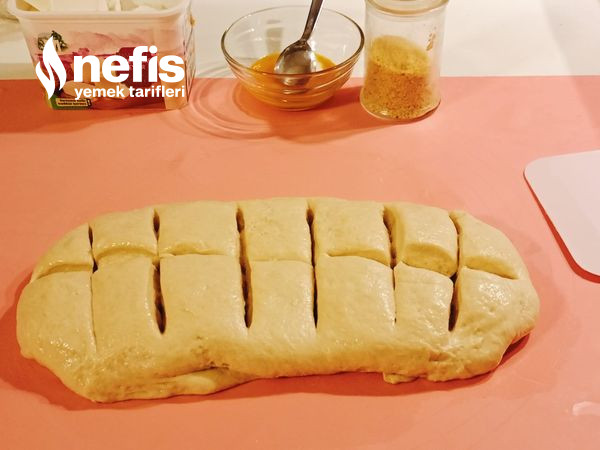 Mayalı Yumuşacık Poğaça (Pratik Ve Az Malzemeli)