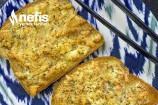 Airfryer’da Pratik Antep Peynirli Kahvaltılık Ekmek Tarifi