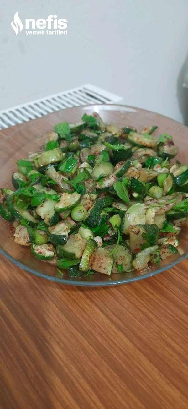 Kızarmış Kabak Salatası