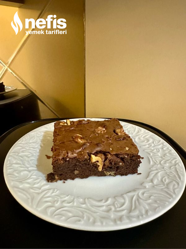 Bol Çikolatalı Brownie Kek