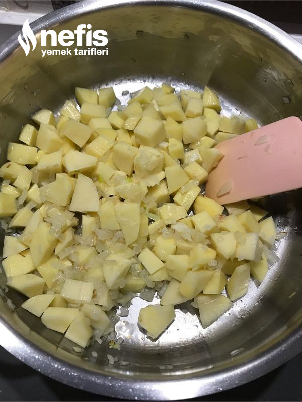 Patatesli Erişte Yemeği (Yengemin Tarifi)