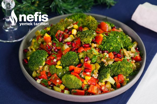 Narlı Brokoli Salatası Tarifi