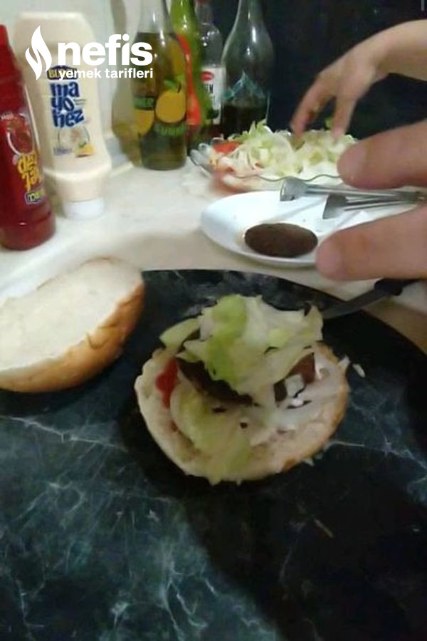 Hamburger Köftesi