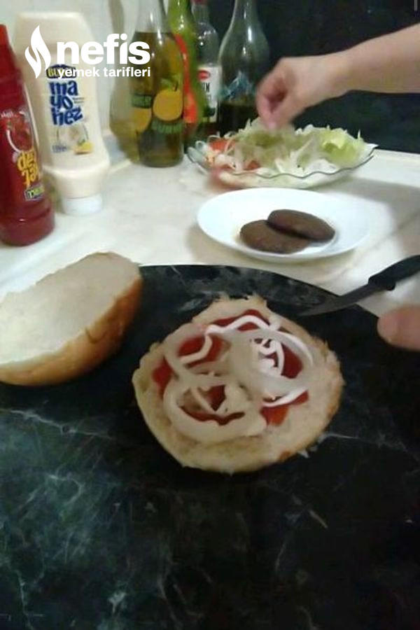Hamburger Köftesi