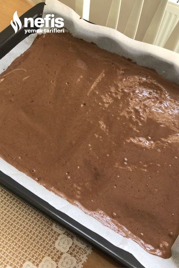 Çikolatalı Muzlu Rulo Pasta (Videolu)