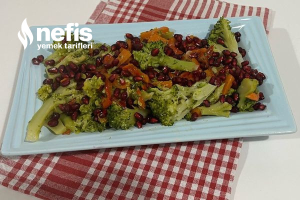 Narlı Brokoli Salatası