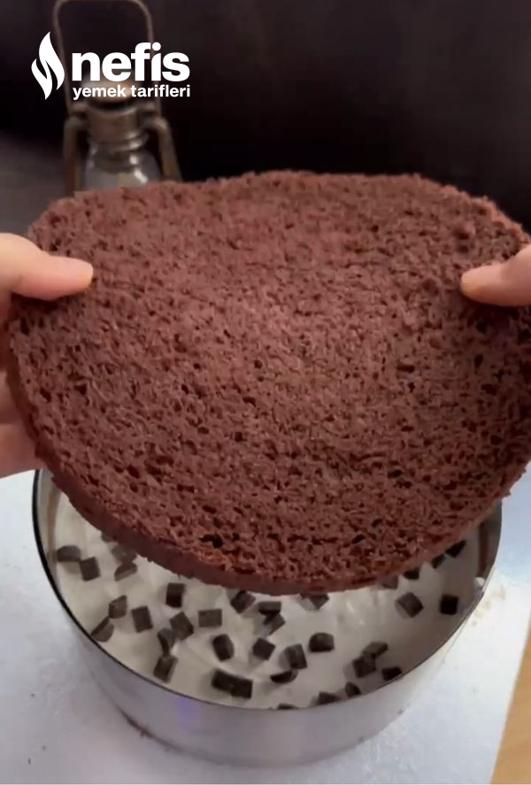 Çikolatalı Kremalı Yaş Pasta (Videolu)