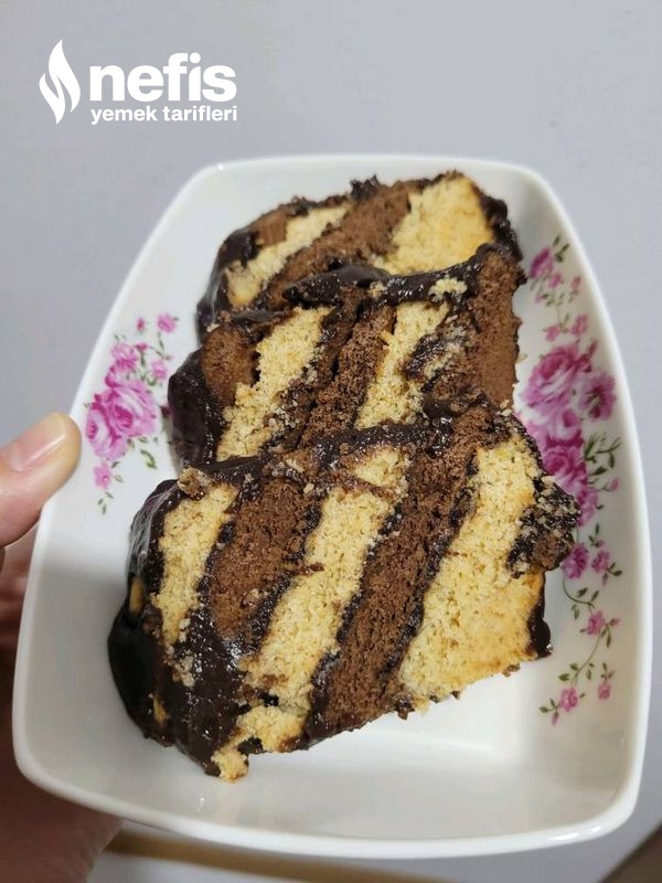 Yılların Eskitemediği Pudingli Bisküvi Pastası